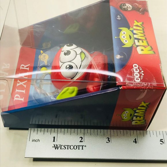 Disney Pixar Mattel Remix Alien Coco Miguel #4 New In Package - Picture 7 of 8